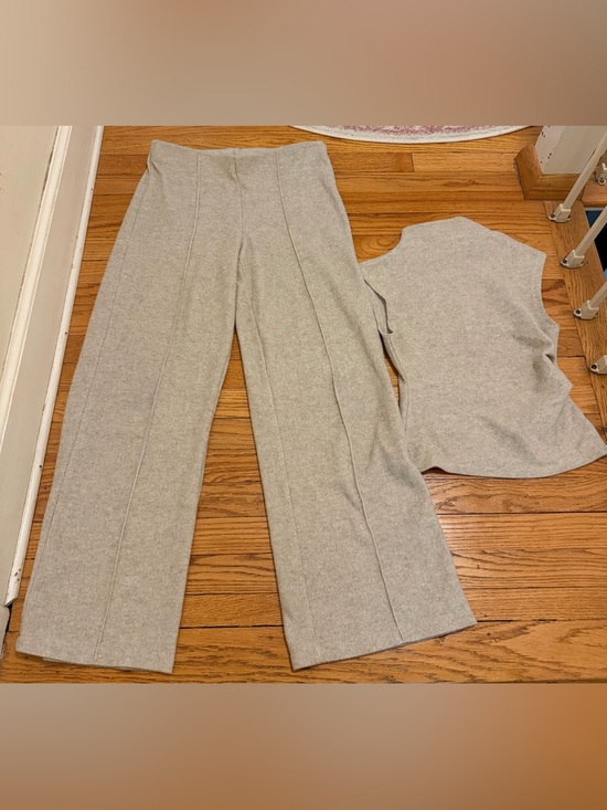 Divided Pants - Women’s Divided by H&M Wide-Leg Knit Pants M & tank XS beige